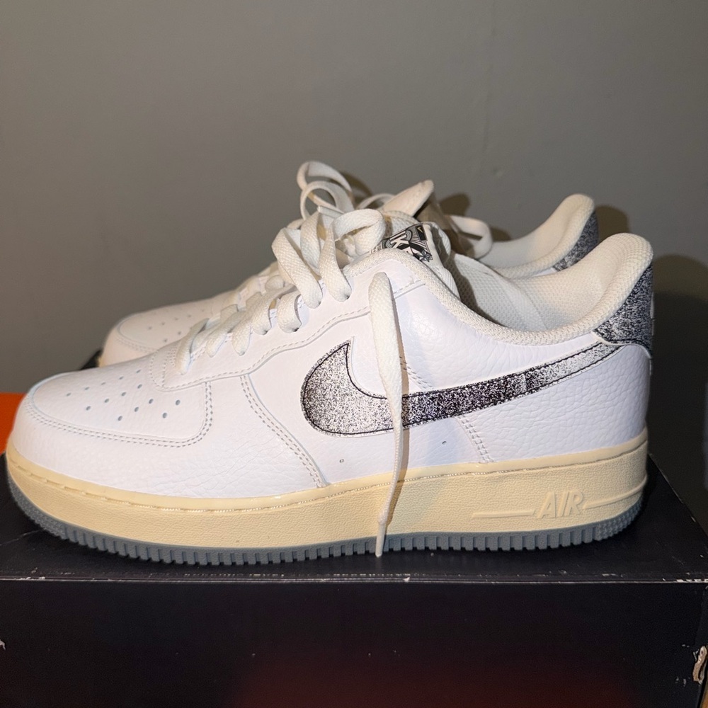 Nike Air Force 1 ‘50 Years of Hip Hop’ Men Shoes - Picture 2 of 8
